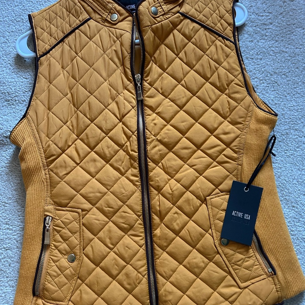 Active USA Women's Quilted Yellow Vest